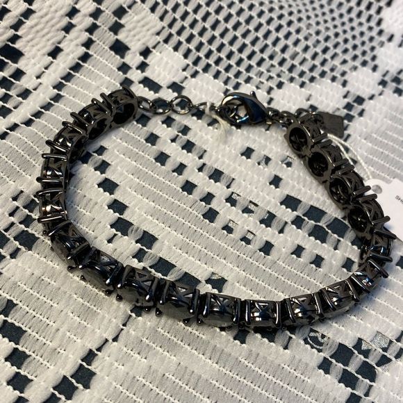 NEW SLEEK GORGEOUS BLACK HEMATITE IMPRESSION BRACELET SPARKLING BLING PARK LANE - Picture 8 of 10